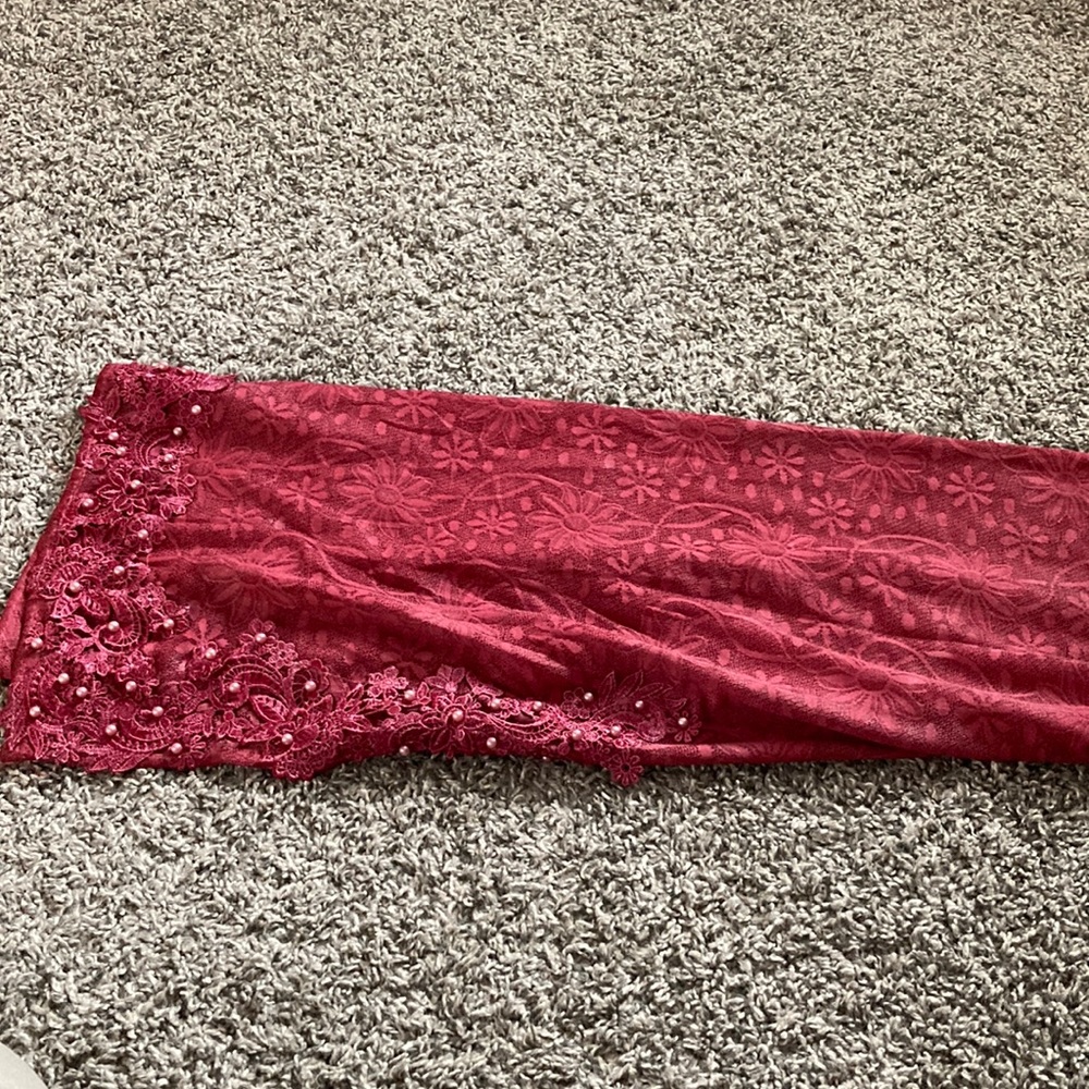 Red hijab